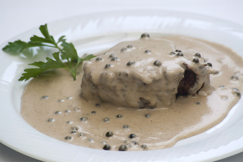 Filet de veau au poivre vert